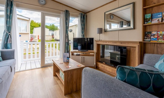 Wimborne House | Pass the Keys | Luxury brand new 2 bedroom pet friendly caravan