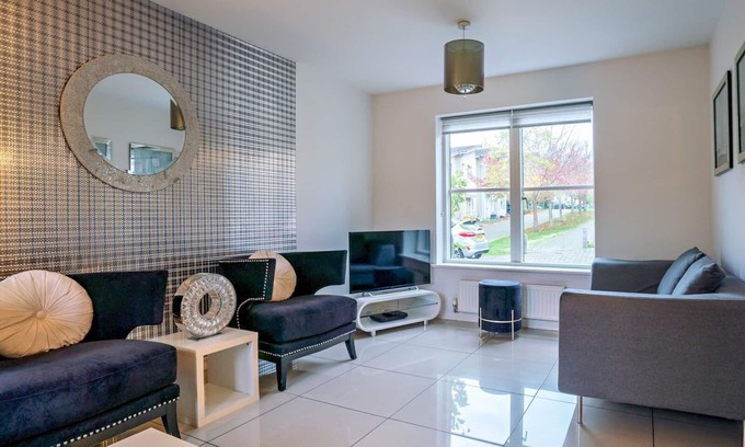 Cheltenham House | Pass the Keys | Modern townhouse with secure parking and garden