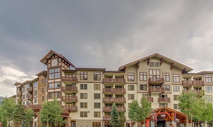 Copper Mountain Village Hotel | Passage Point #525