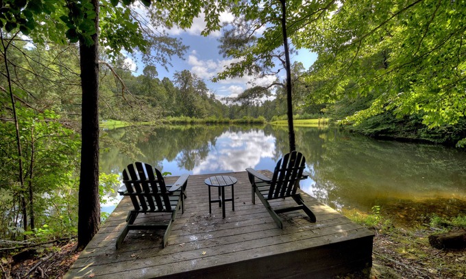 Blue Ridge House | Pate`s Escape - Cherry Log