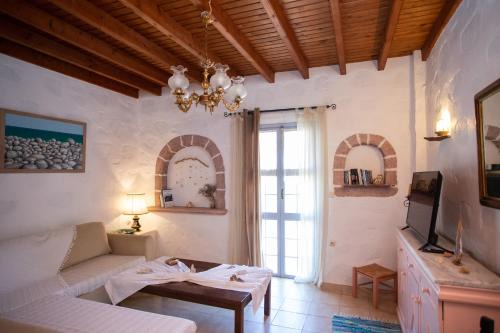 Patmos House | Patmos Houses Tennis & Beach Tennis Court's