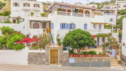 Skala House | Patmos Maria Studios