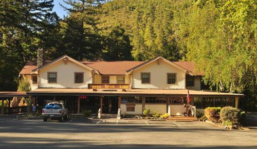 Gasquet Cabin | Patrick Creek Lodge