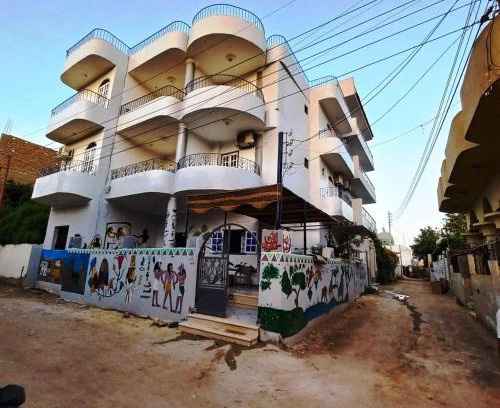 Luxor House | Pauline Guest House