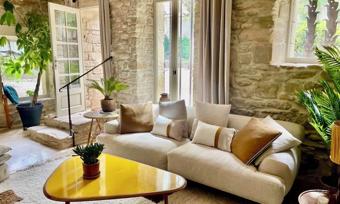 Labaume House | Paulownia Suite - Mas d'Oléandre