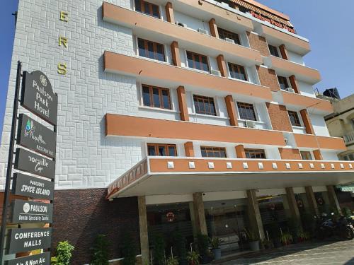 Ernakulam South Bed & Breakfast | paulson park hotel
