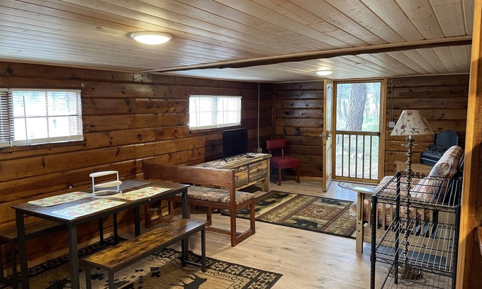El Porvenir Cabin | Pavilion Cabin - El Porvenir Cabins - Hermits Peak