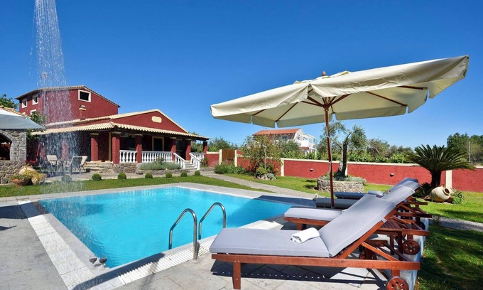 Chalikounas Villa | Pavlos Sofia Villa Chalikounas with Sea View, Garden, Terrace & Wi-Fi