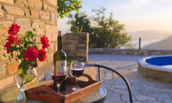 Agios Georgios Nilias Apartment | PELIONGODDESS "DIANA" STUDIO WITH PRIVATE HEATED POOL