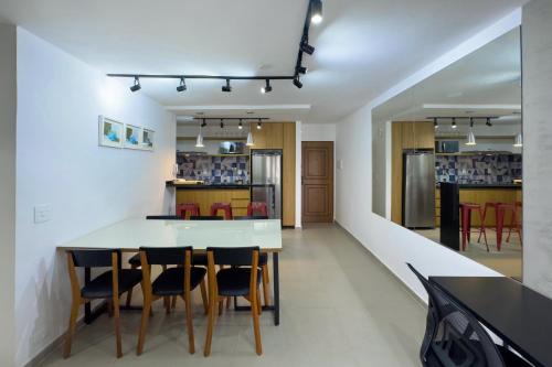 Perdizes Apartment | PE0024 - Recem reformado 2 dorms piscina 2vagas garagem ao lado do Allianz Parque