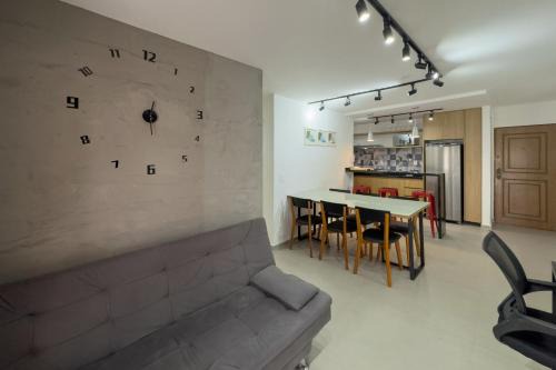 Perdizes Apartment | PE0061 - Recem reformado 2 dorms piscina 2vagas garagem ao lado do Allianz Parque