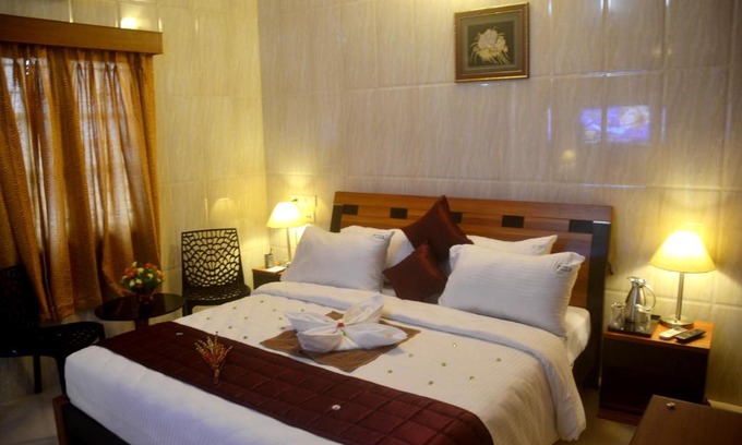 Triplicane Hotel | Peace Inn Chennai