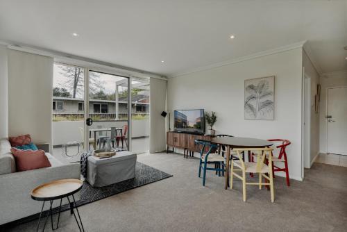 Turner Apartment | Peaceful 1-Bed Apartment Close to Lonsdale St