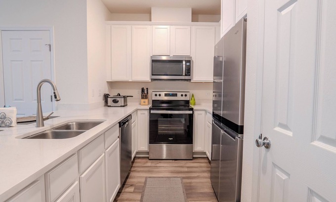 St. Augustine House | Peaceful 2BR Townhome w/WiFi + AC – Pet Friendly, Near Parks!