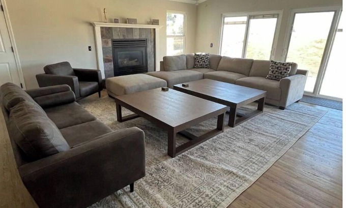 Paso Robles House | Peaceful 4 Bedroom Farm Stay at Whispering Vines