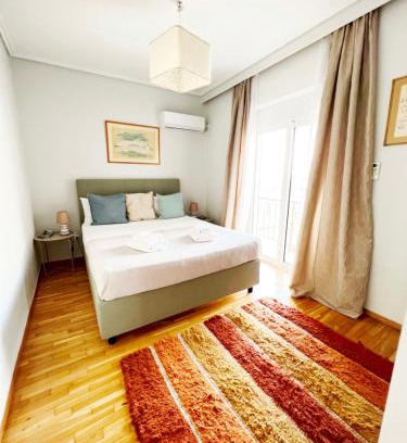 Palaio Faliro Apartment | Peaceful Apartment by Flisvos Marina by Athenian Homes