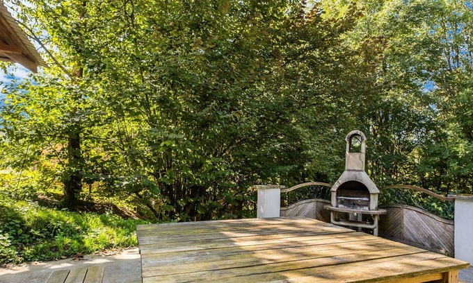 Schwalefeld Apartment | Peaceful Apartment in Schwalefeld with Garden