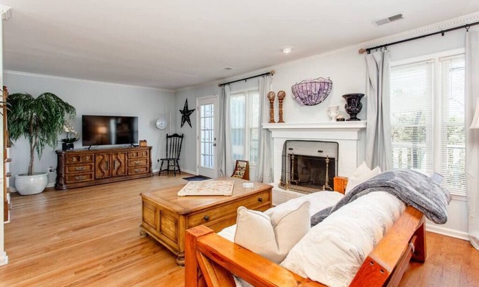 Marietta House | Peaceful/Braves Stadium/Near I-75/Grt WIFI/Sleeps 6