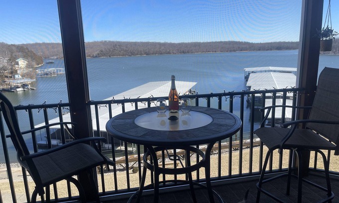 Kaiser Condo | Peaceful, breathtaking lakefront condo in the heart of the state park.
