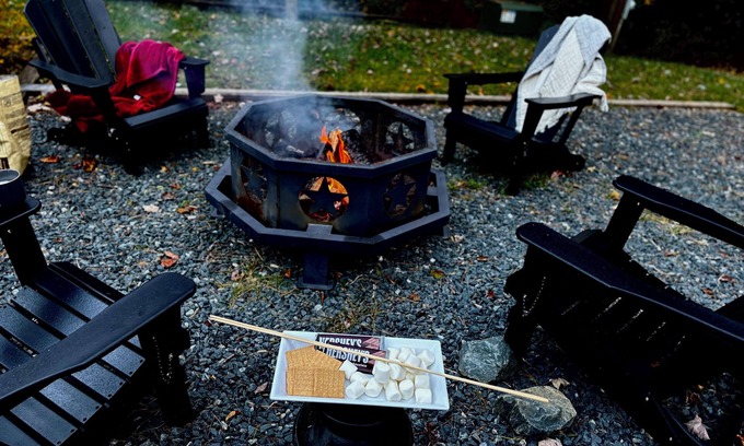 Altamont Cabin | Peaceful Cabin on 12 Acres w Hot Tub & Fire Pit