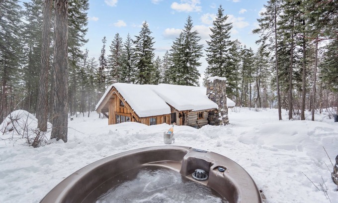 Whitefish Cabin | Peaceful cabin with AC in charming Whitefish