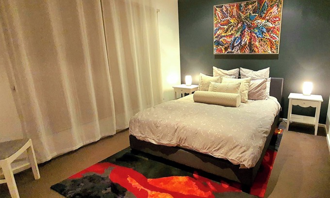 St Leonards House | Peaceful Coastal Getaway Near Private Beach & Wildlife Reserve