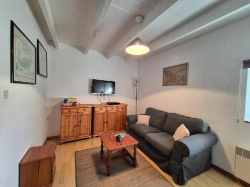 Mael-Carhaix House | Peaceful Cottage in Brittany