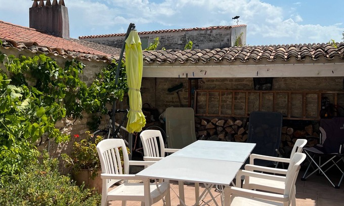 Dolus-d'Oleron House | Peaceful Escape with Private Courtyard – Charming and Modern House for a Relaxing Stay