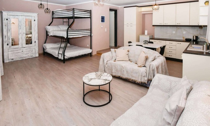 Mitilinii Apartment | Peaceful Getaway in Samos