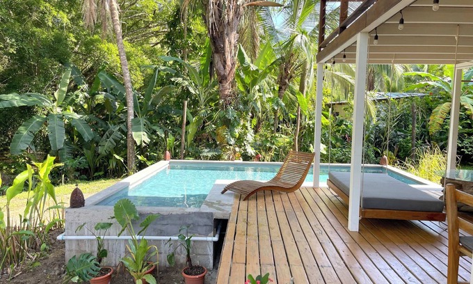 Manzanillo House | Peaceful haven between jungle and pristine beach