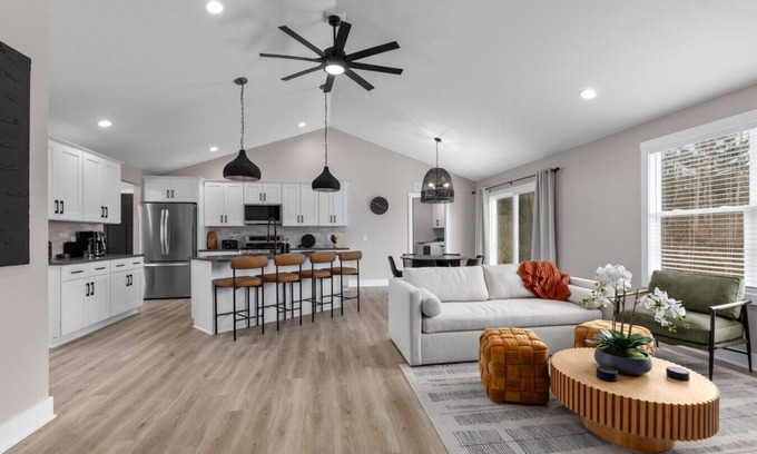 South Haven House | Peaceful Haven Escape