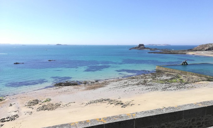 Saint-Alban House | Peaceful house for 8/9 people in a secluded farmhouse, 10 minutes from the beach.