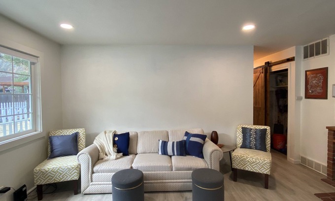 Georgetown House | Peaceful Modern Mountain Retreat. Walking Distance to Downtown, Georgetown Lake