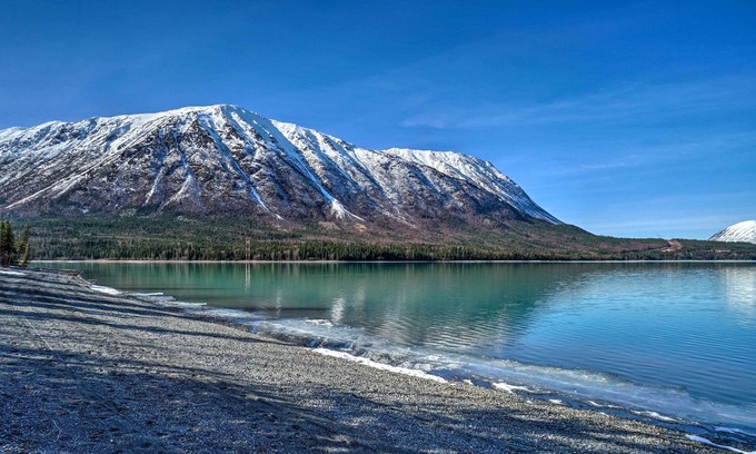 Cooper Landing House | Peaceful Mountain-View Home - Walk to Kenai Lake!
