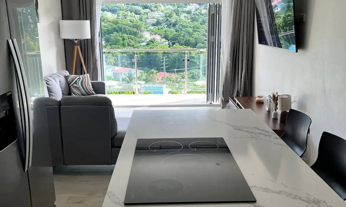 Corinthe Condo | Peaceful Mountain View Condo