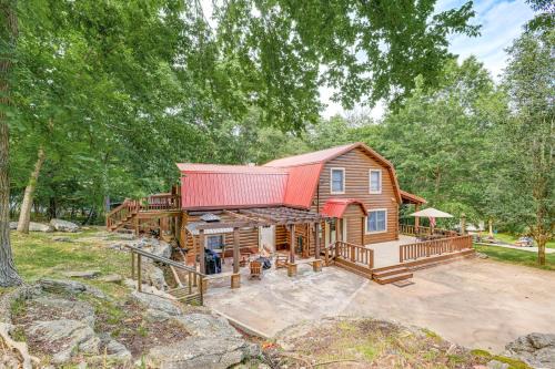 Mount Juliet House | Peaceful Mt Juliet Cabin with Hot Tub and Fire Pit