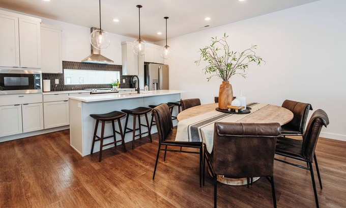 Mountain Green House | Peaceful Mtn Escape - Hot Tub, Pool, Family Fun - Townhome in Mountain Green