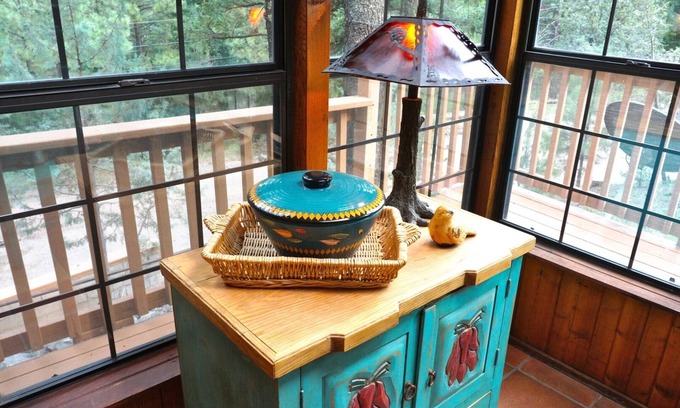 Ruidoso Cabin | Peaceful Pines Cabin | 2 Bedroom 2 Bathroom