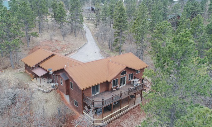 Spearfish House | Peaceful Pines Mountain Retreat In Spearfish SD