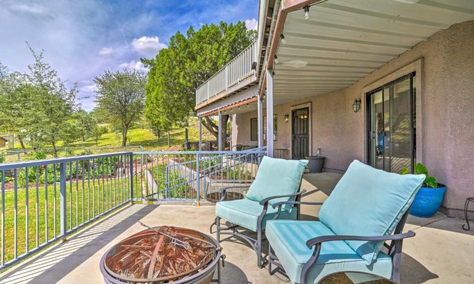 Prescott Heights Apartment | Peaceful Prescott Studio with Mountain Views!