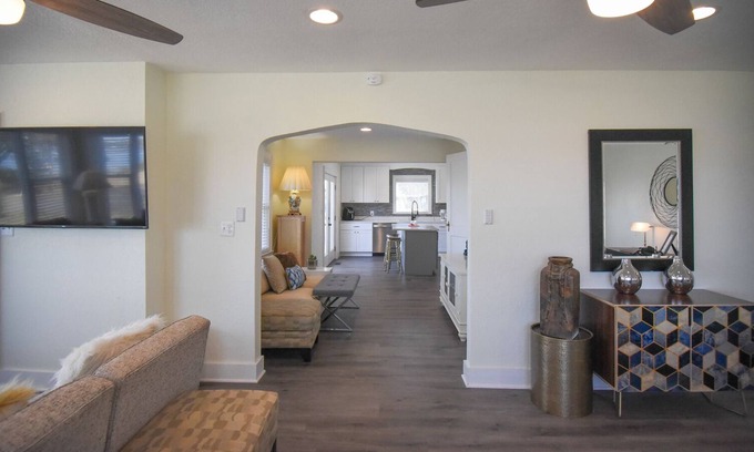 Portsmouth Other | Peaceful, relaxing, beautiful, waterfornt property.