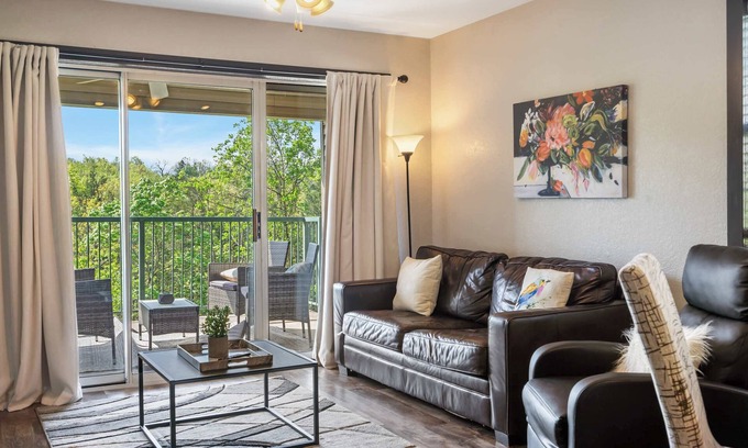 Branson Condo | Peaceful Resort Condo – HH for 6