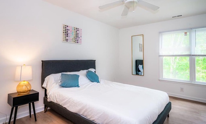 Durham Apartment | Peaceful Retreat 1BR with Parking