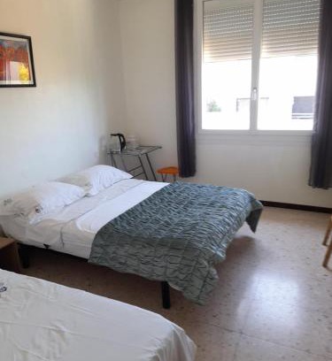 Thuir House | Peaceful room, Thuir centre, view Le Canigou