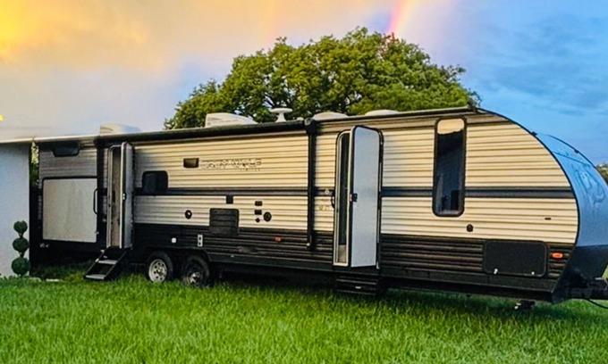 Goldenrod House | Peaceful RV with AC in Winter Park