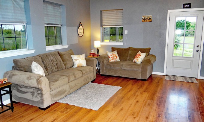Harrison Cottage | Peaceful. Scenic. Away from it All.