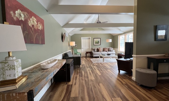 Ephraim House | PEACEFUL, SPACIOUS, AND ROMANTIC - your Door County home away from home!