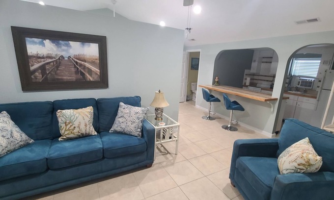Garden City House | PeachLife in Garden City