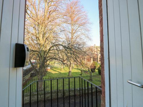 Gattonside Apartment | Pear Cottage - Priorwood Garden