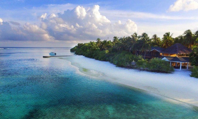 Huraa Hotel | Pearl Sands of Maldives